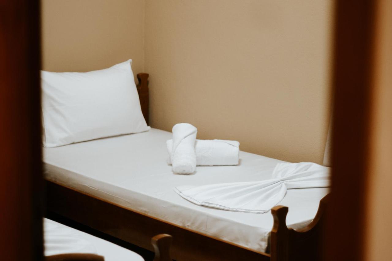 Hotel Lunxheria Gjirokastër Eksteriør billede