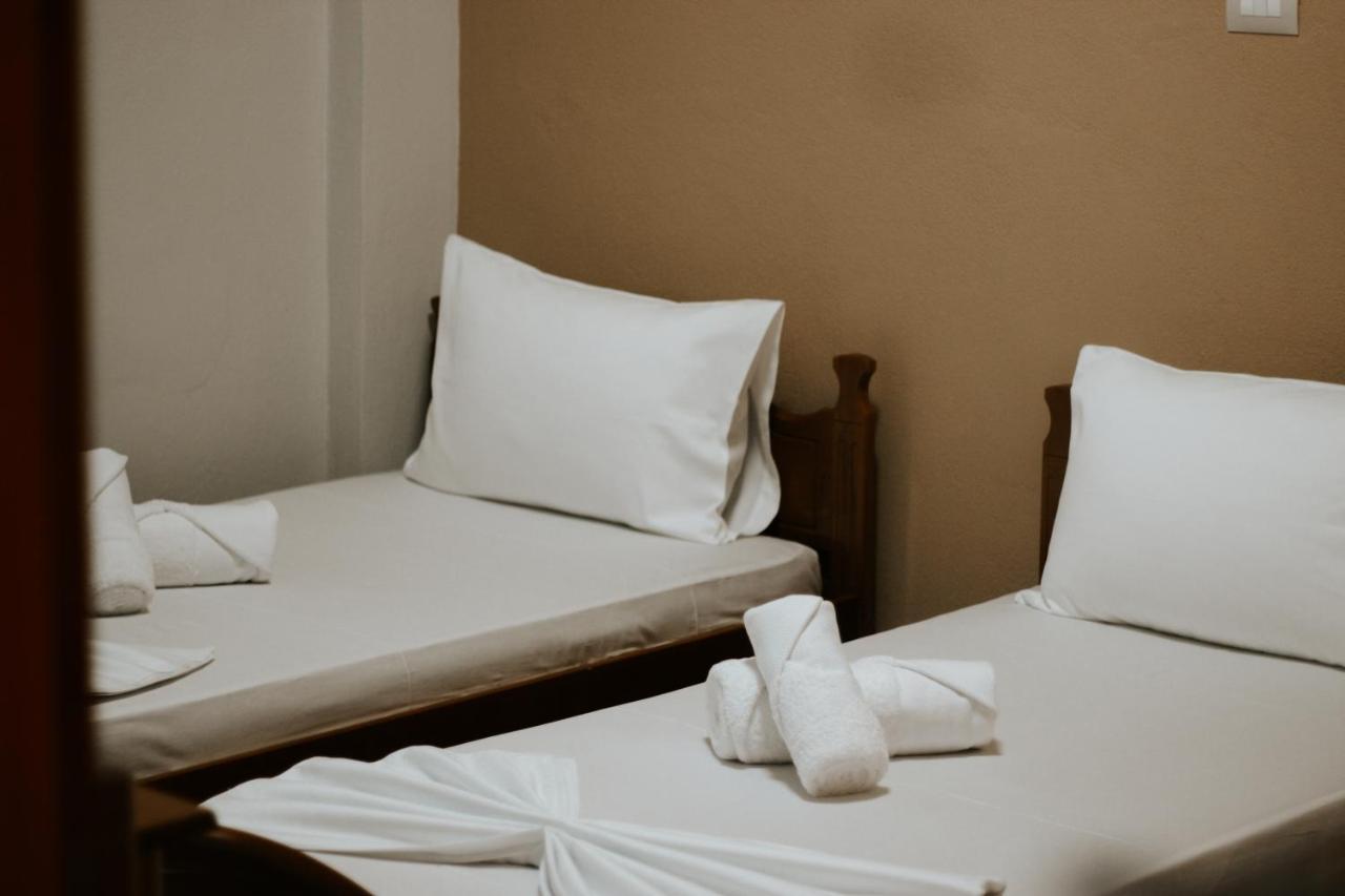 Hotel Lunxheria Gjirokastër Eksteriør billede