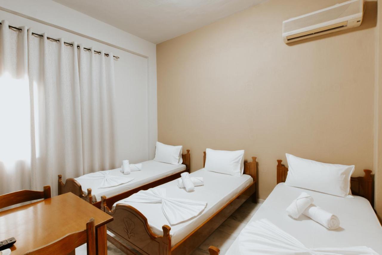Hotel Lunxheria Gjirokastër Eksteriør billede